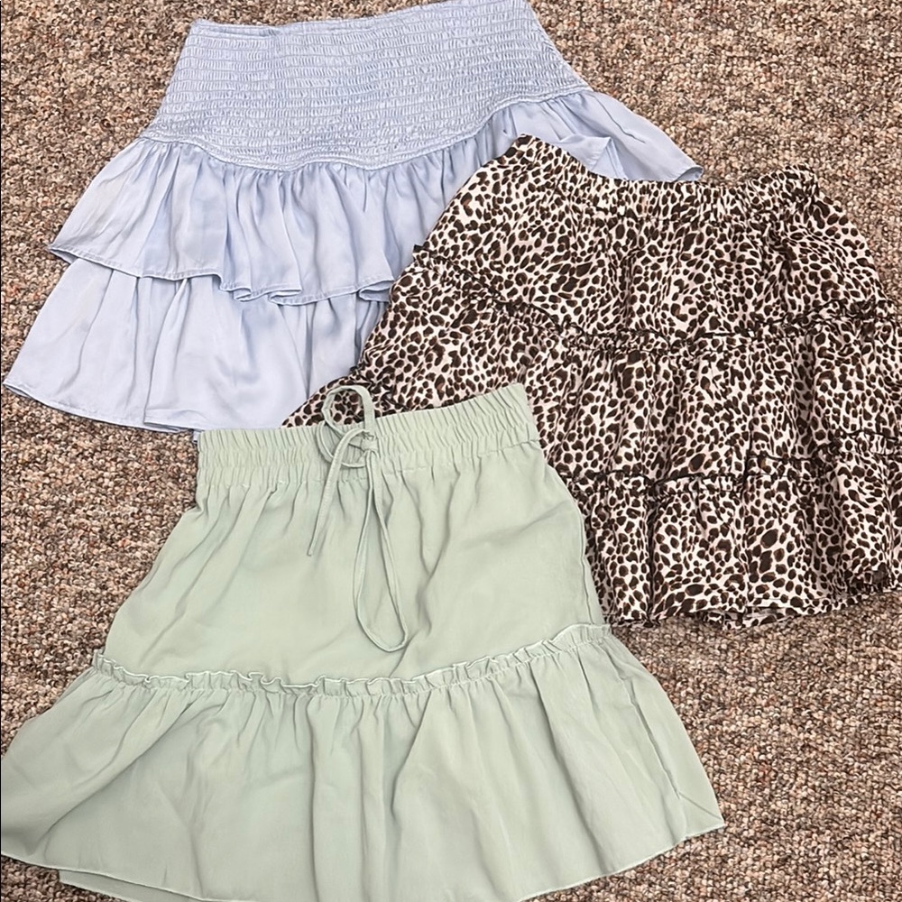 Stylish Women's Skirt Ruffle Set - Blue, Leopard, Green